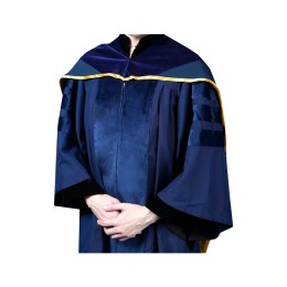 Designed blue plush robe graduation robe, customized blue graduation cap, academic gown, V-neck zipper design, PhD graduation robe, Hong Kong University of Science and Technology, graduation robe manufacturer DA526 Designed blue plush robe graduation robe, customized blue graduation cap, academic gown, V-neck zipper design, PhD graduation robe, Hong Kong University of Science and Technology, graduation robe manufacturer DA526